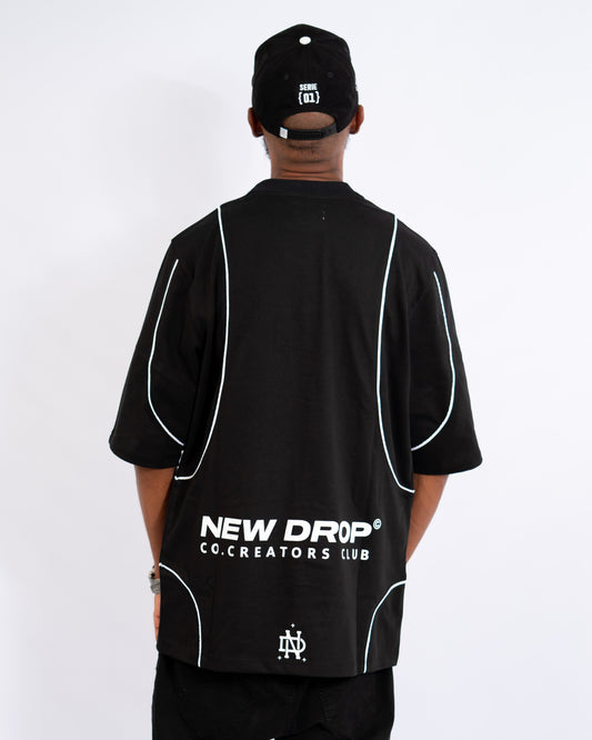 T SHIRT BLACK MULTICUTS