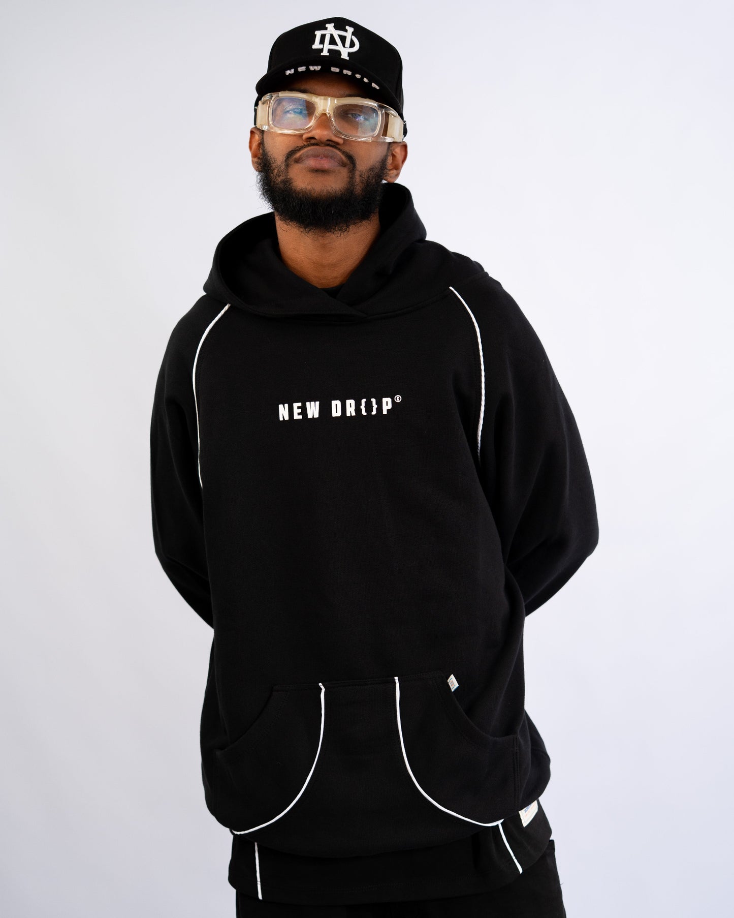 BLACK HODDIE RANGLAN