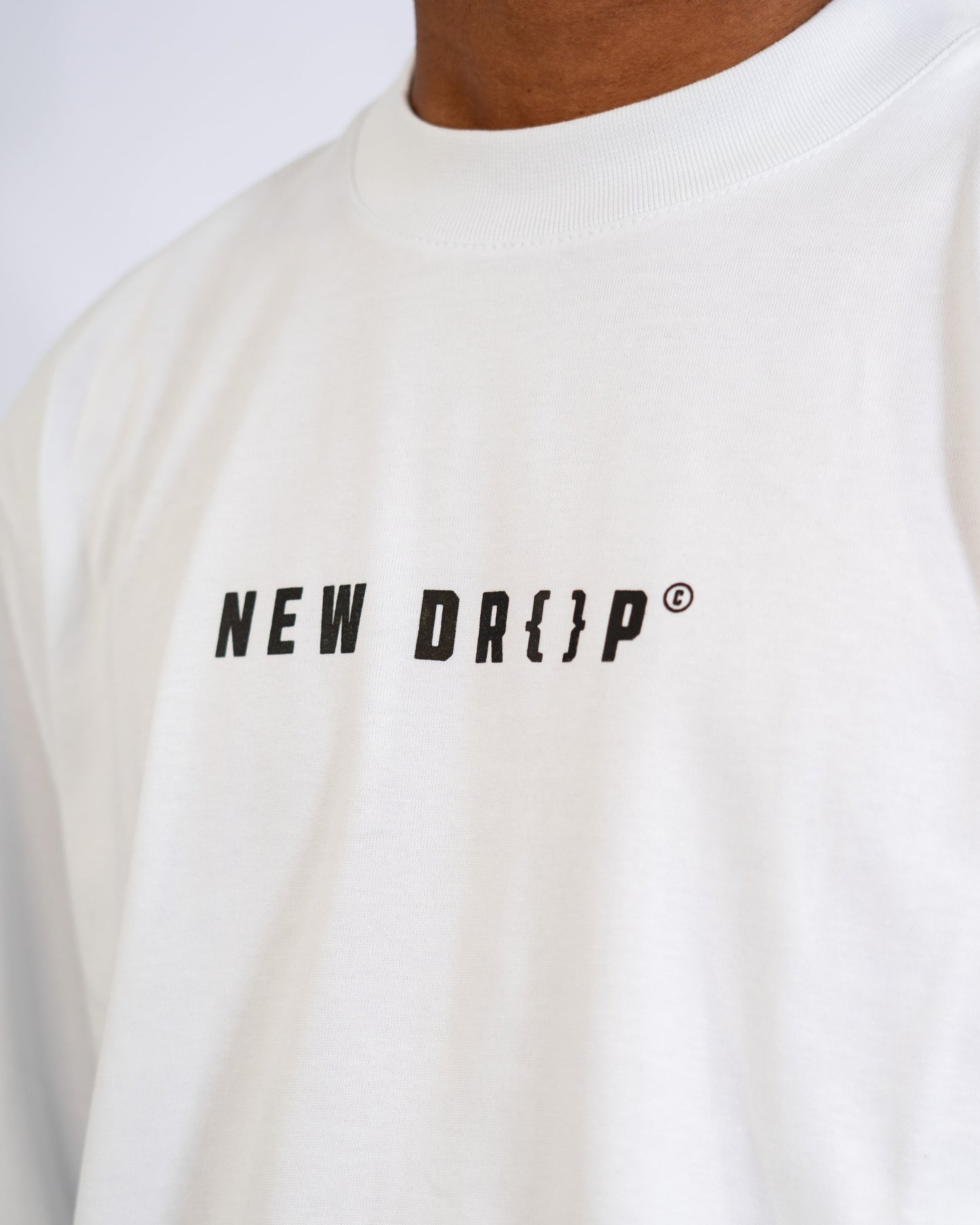 T SHIRT WHITE BASIC AND T SHIRT BLACK BASIC