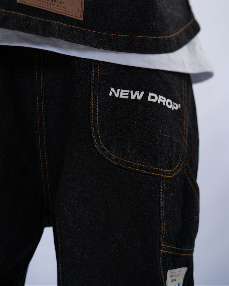 WIDE SHORT WASHED BLACK BOX LOGO