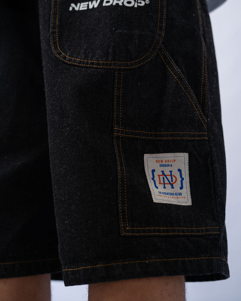 WIDE SHORT WASHED BLACK BOX LOGO
