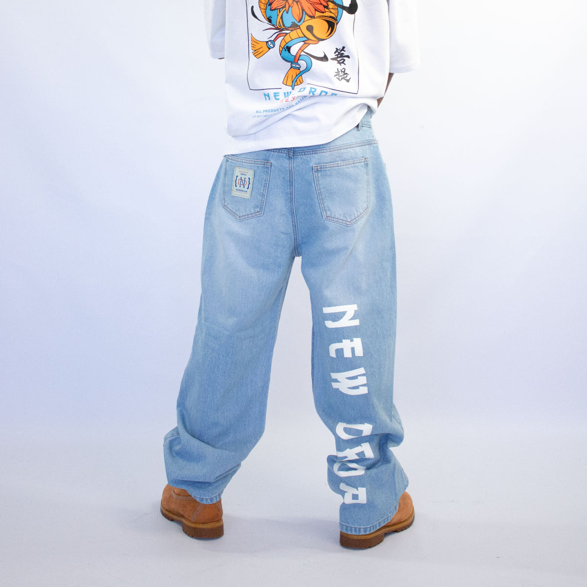 MENS WIDE JEANS WASHED BLUE BOX LOGO