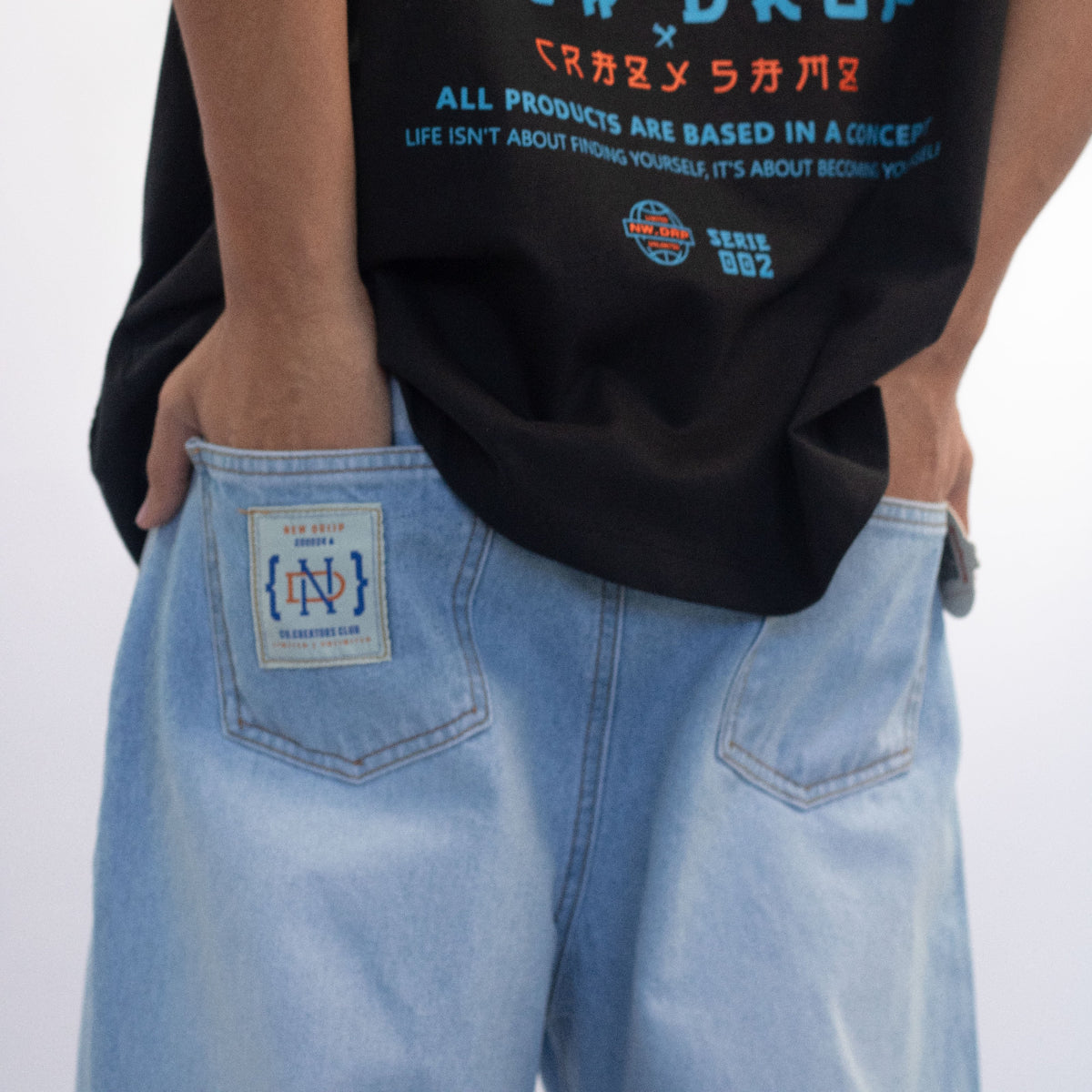 MENS WIDE JEANS WASHED BLUE BOX LOGO