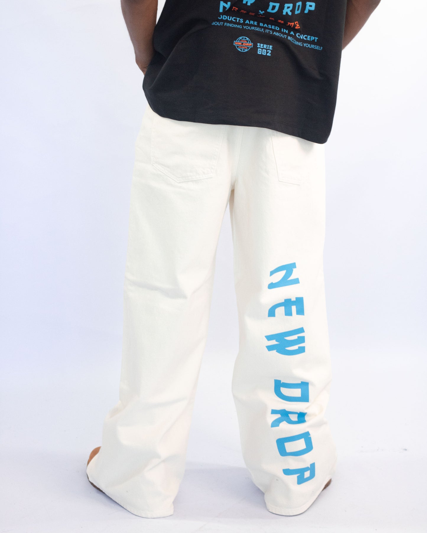 MENS WIDE JEANS WASHED BLUE BOX LOGO