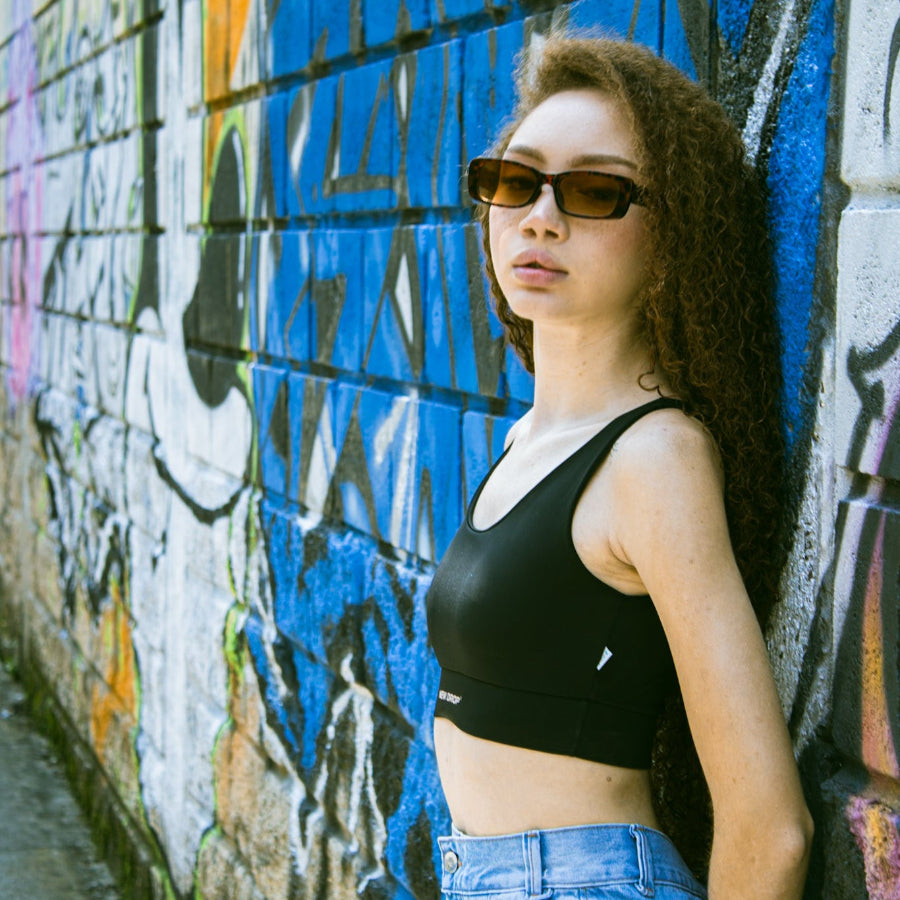 TOP GIRLS FULL BOTTOM